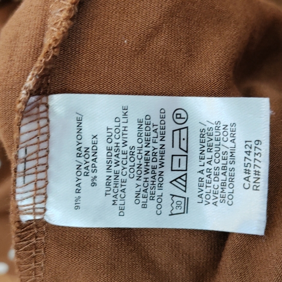 SOLD NWOT Ann Taylor Polka Dot Top - Picture 4 of 4